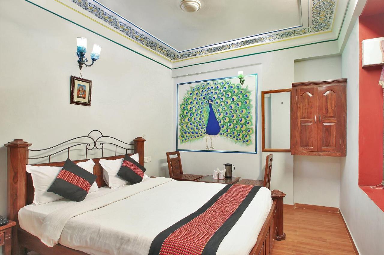 Oyo 2105 Hotel Royal Sheraton Джайпур Екстериор снимка