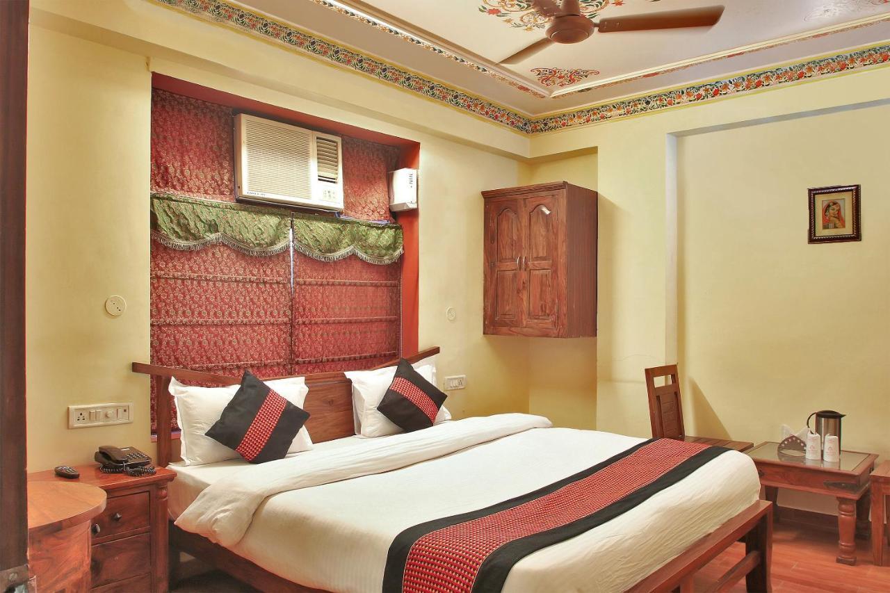 Oyo 2105 Hotel Royal Sheraton Джайпур Екстериор снимка